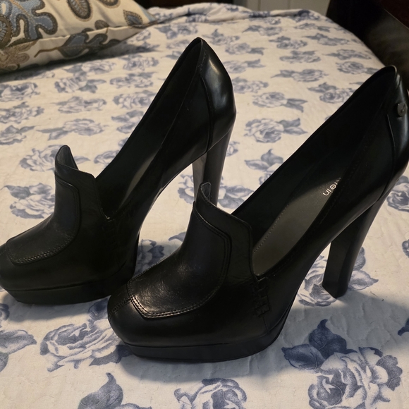 Calvin Klein Black Leather Platform Heel Pumps - Picture 12 of 15